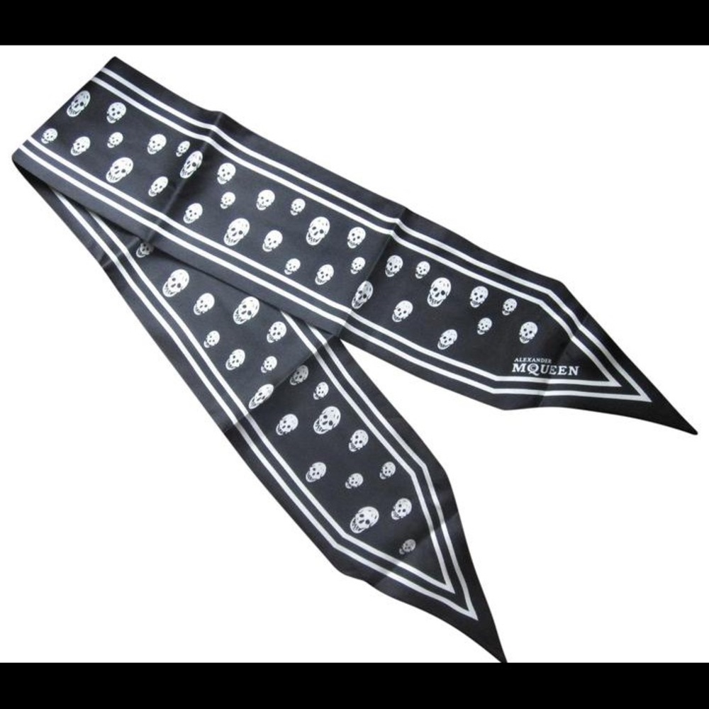 Alexander McQueen Skull-jacquard Silk Twilly Scarf